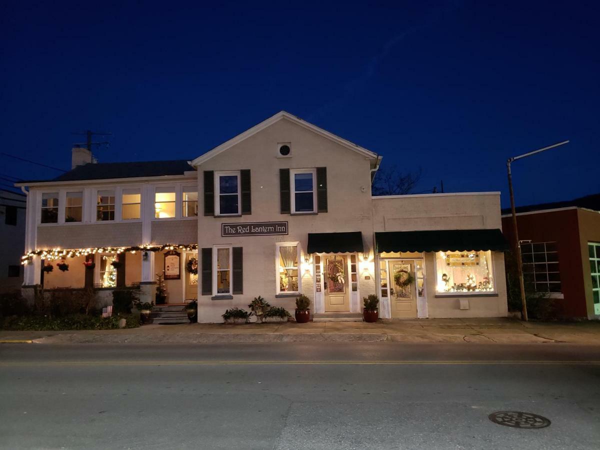 The Red Lantern Inn Low Moor Extérieur photo
